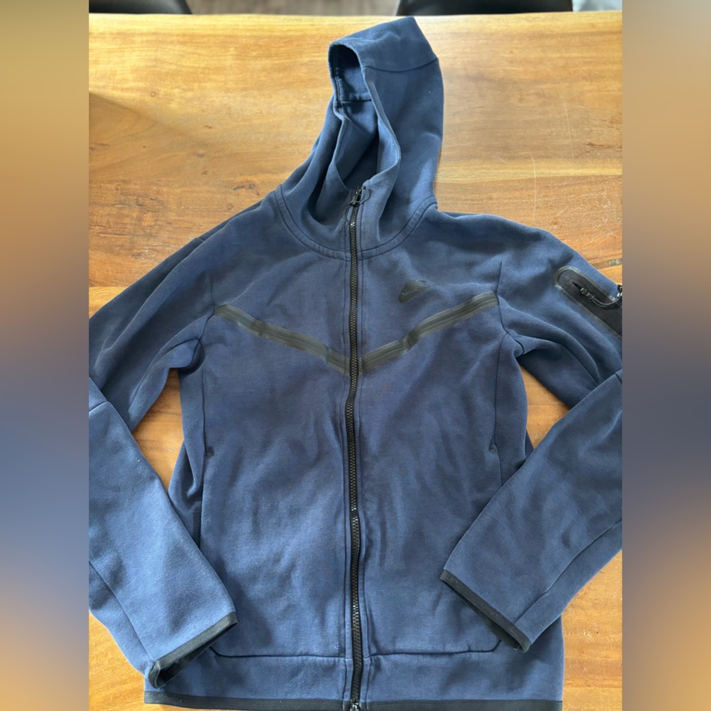 Nike men’s Light Blue Hoodie